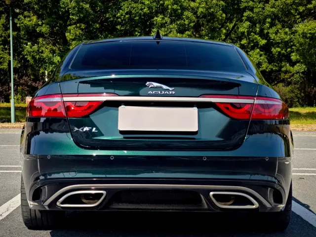Jaguar XFL — Фото автомобиля 6
