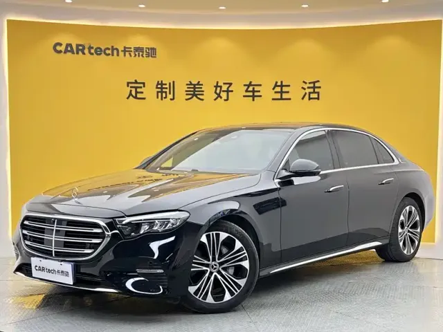 Mercedes-Benz E-Class — Фото автомобиля 14