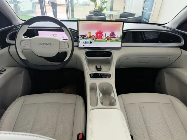Geely Starry Wish — Фото автомобиля 9