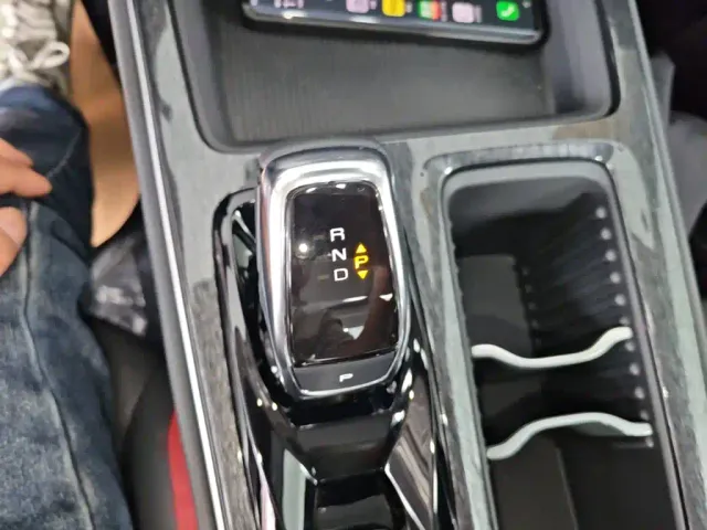 Dongfeng Yixuan MAX — Фото автомобиля 13