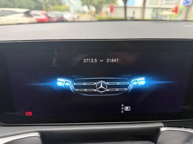 Mercedes-Benz GLB-Class — Фото автомобиля 10