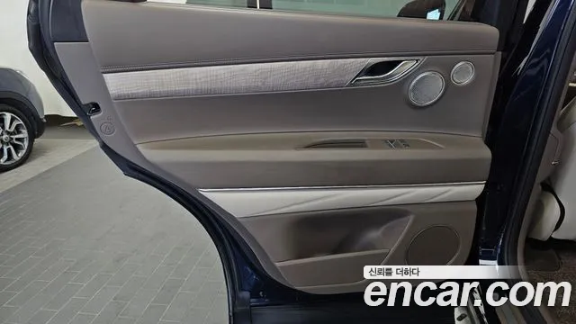 Genesis GV80 — Фото автомобиля 14