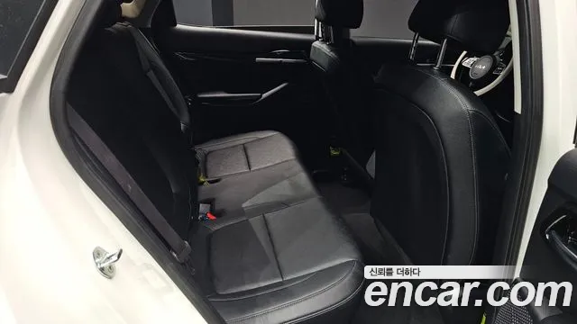 Kia Seltos Seltos Бензин 1.6 турбо 2WD — Фото автомобиля 3