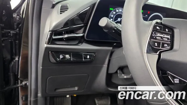 Kia Niro — Фото автомобиля 16