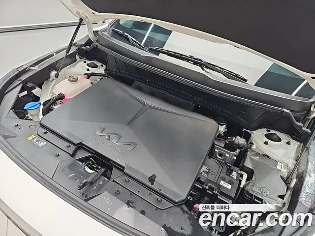 Kia Niro — Фото автомобиля 5