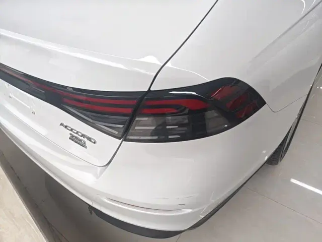 Honda Accord — Фото автомобиля 7