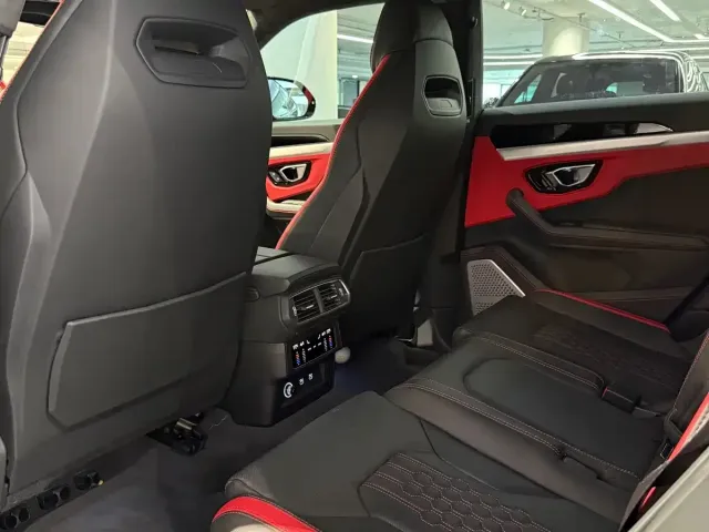 Lamborghini Urus 2023 4.0T V8 S — Фото автомобиля 13