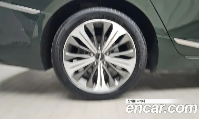 Kia K8 K8 Hybrid — Фото автомобиля 5