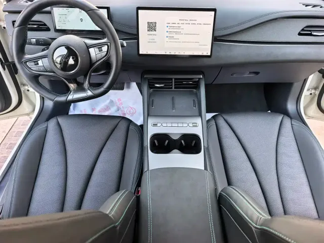 BYD Seal 06 — Фото автомобиля 11