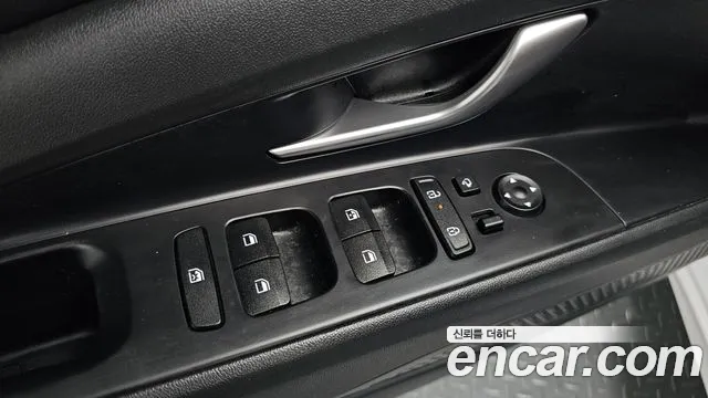 Hyundai Avante CN7 — Фото автомобиля 23