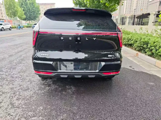 Geely Boyue L — Фото автомобиля 8
