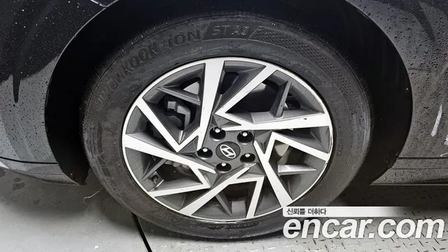 Hyundai Grandeur Grandeur (GN7) 3.5 LPG 2WD (Такси) — Фото автомобиля 4