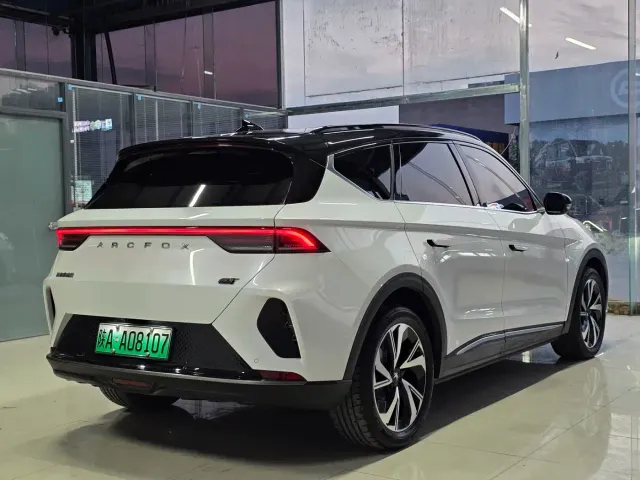 Arcfox Alpha T — Фото автомобиля 19