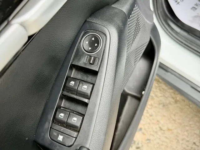 Kia Seltos — Фото автомобиля 18