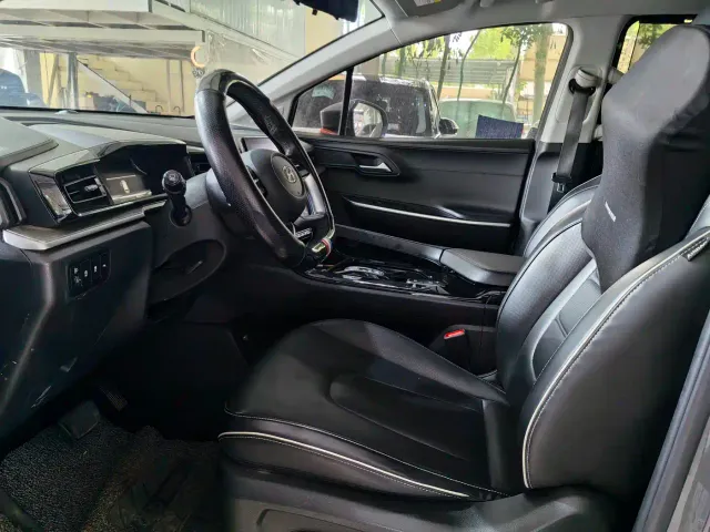 Hyundai Custo — Фото автомобиля 4