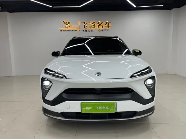 Nio ES6 — Фото автомобиля 2