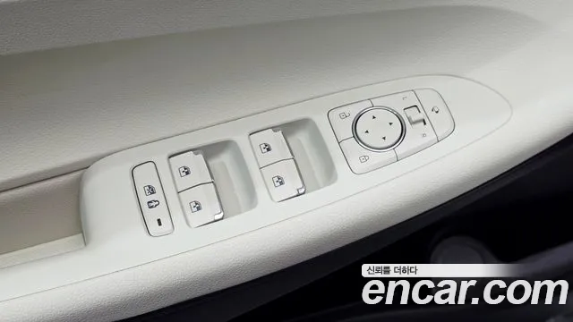 Hyundai Grandeur New — Фото автомобиля 29