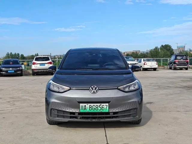 Volkswagen ID.3 — Фото автомобиля 2
