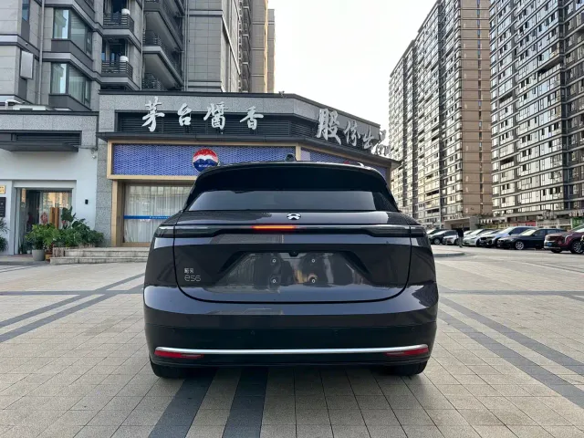 Nio ES6 — Фото автомобиля 11