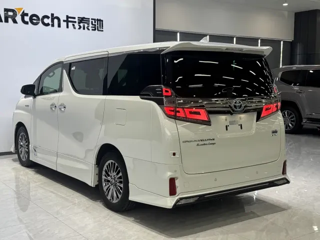 Toyota Vellfire — Фото автомобиля 6