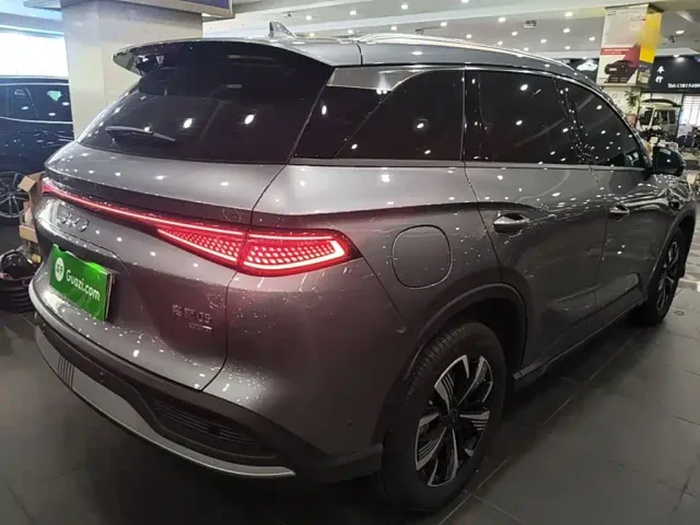 BYD Seal 05 DM-i — Фото автомобиля 6