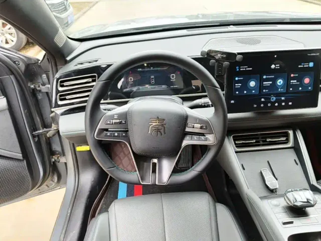 BYD Qin L — Фото автомобиля 10
