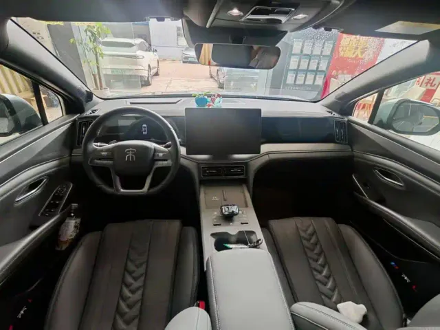 BYD Song L DM-i — Фото автомобиля 14
