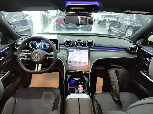 Mercedes-Benz C-Class — Фото автомобиля 11