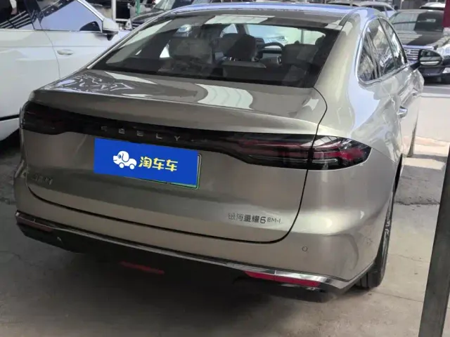 Geely Galaxy Stellar 6 — Фото автомобиля 3