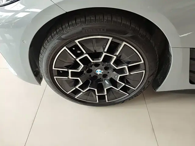 BMW 4 Series — Фото автомобиля 24