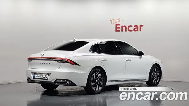 Hyundai Grandeur Grandeur (New) Hybrid — Фото автомобиля 2