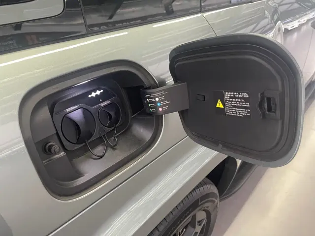 BYD FangChengBao Titanium 7 — Фото автомобиля 11