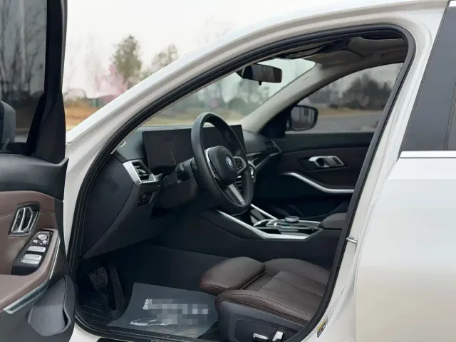 BMW i3 — Фото автомобиля 6