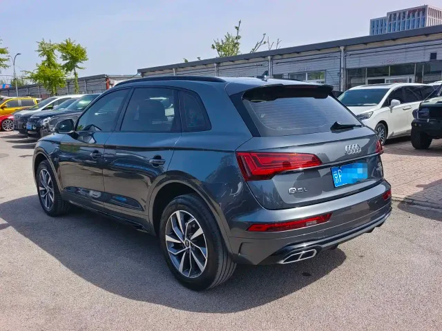 Audi Q5L — Фото автомобиля 4