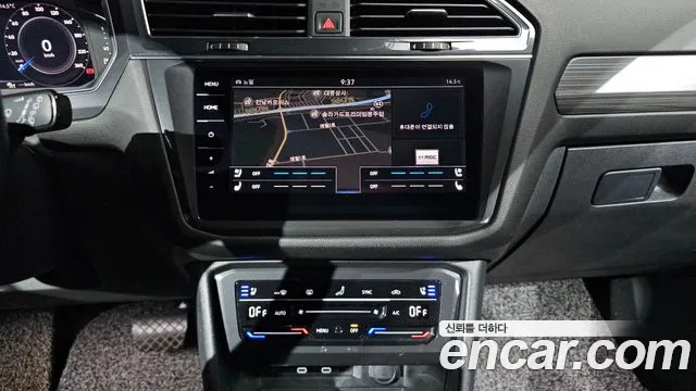 Volkswagen Tiguan — Фото автомобиля 12