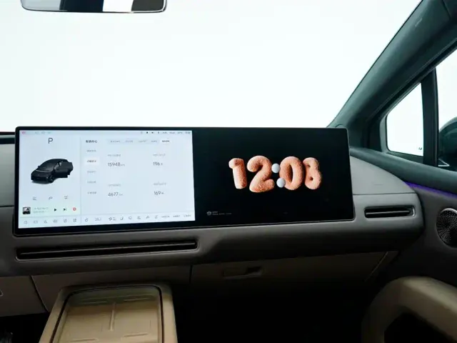 Li Auto Li Auto i6 2025 2WD Base Model — Фото автомобиля 20