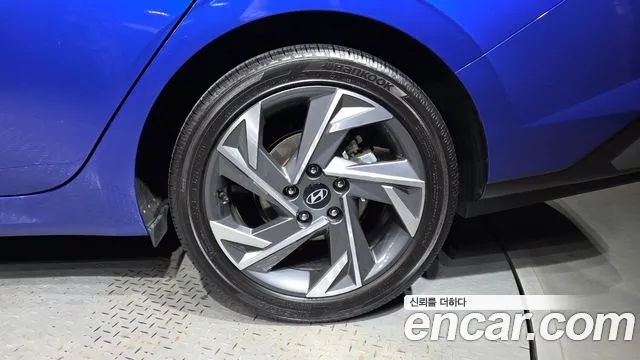 Hyundai Avante CN7 — Фото автомобиля 6
