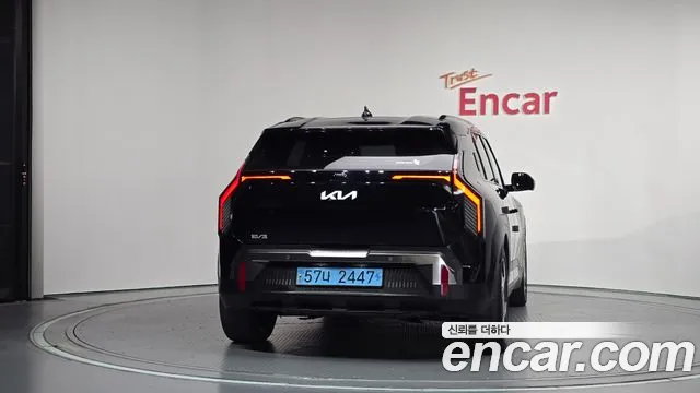 Kia EV3 — Фото автомобиля 4