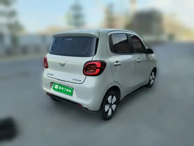 Wuling Hongguang Mini EV — Фото автомобиля 6