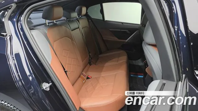 BMW 5-Series 5 серия (G60) 530i xDrive M Sport — Фото автомобиля 11