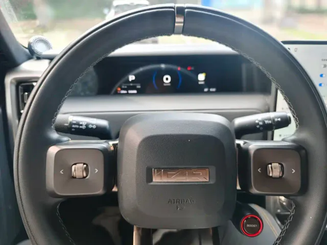 iCAR V23 — Фото автомобиля 15