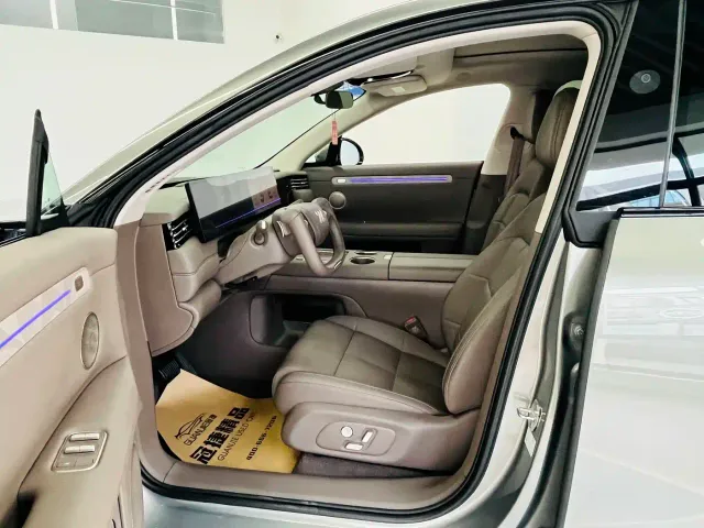 IM Motors LS6 — Фото автомобиля 7