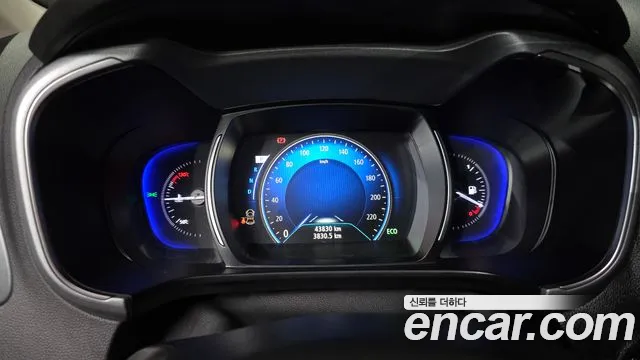 Renault-KoreaSamsung QM6 Новый QM6 2.0 GDe Première 2WD — Фото автомобиля 8