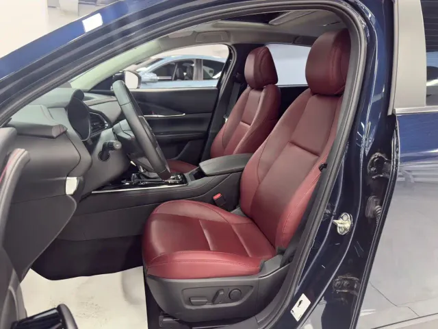Mazda CX-30 — Фото автомобиля 7