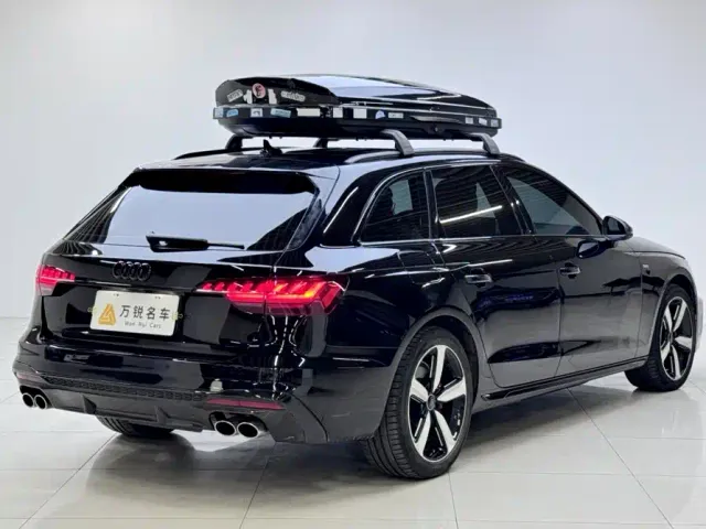 Audi A4 — Фото автомобиля 3