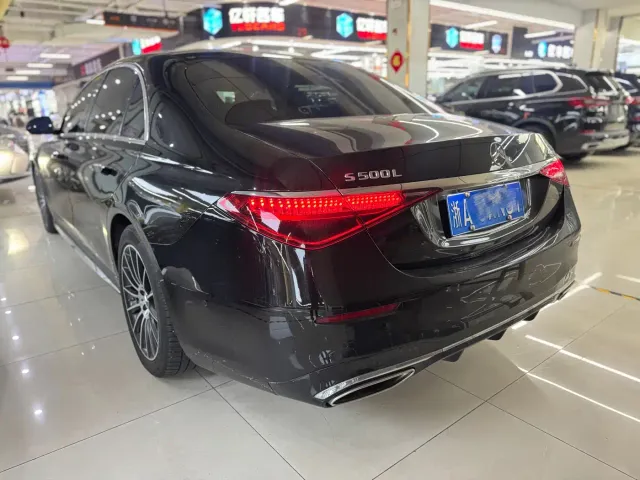 Mercedes-Benz S-Class — Фото автомобиля 8