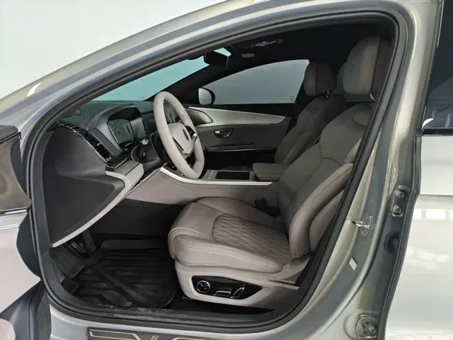 BYD Han — Фото автомобиля 7