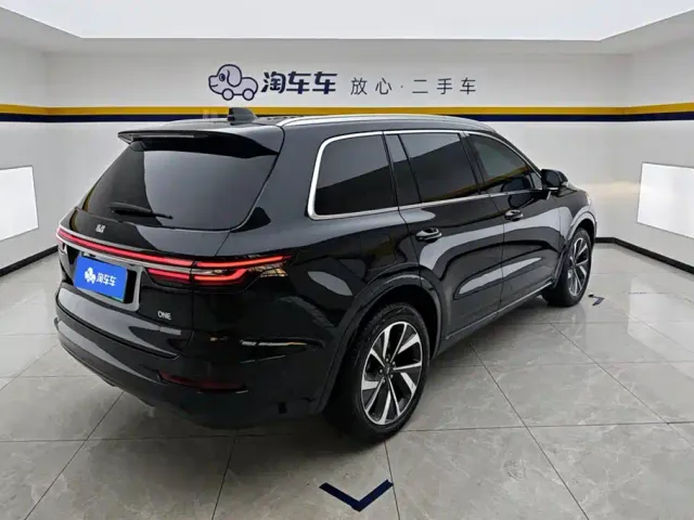 Li Auto ONE — Фото автомобиля 3