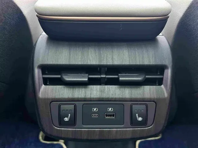 Nissan Ariya — Фото автомобиля 16