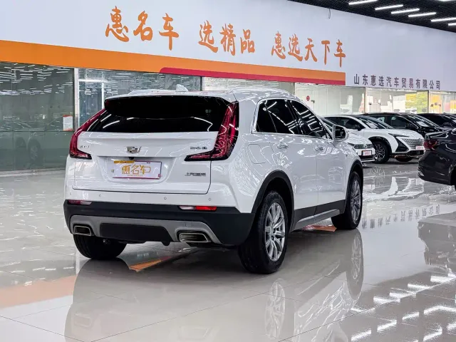 Cadillac XT4 — Фото автомобиля 23